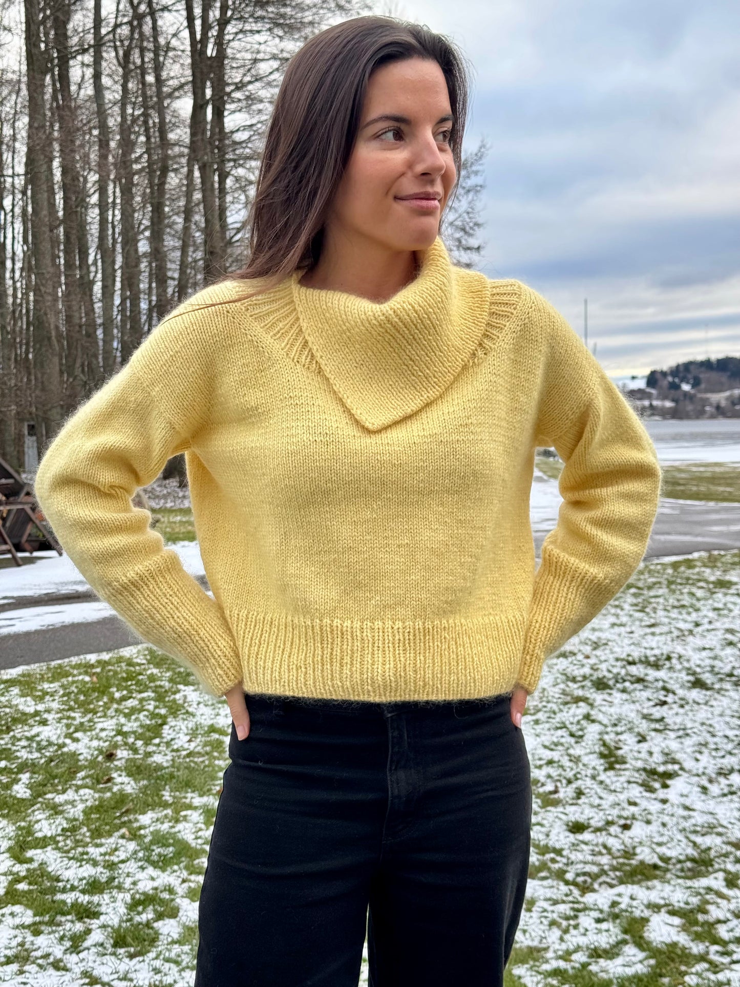 Oversized Turtleneck Jumper Knitting Pattern for Women